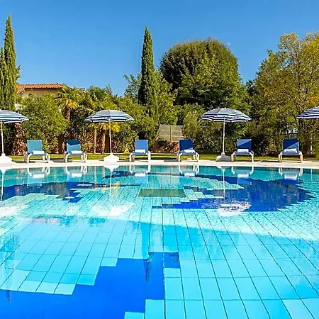Les Terrasses De Borda*** Resort 4*
