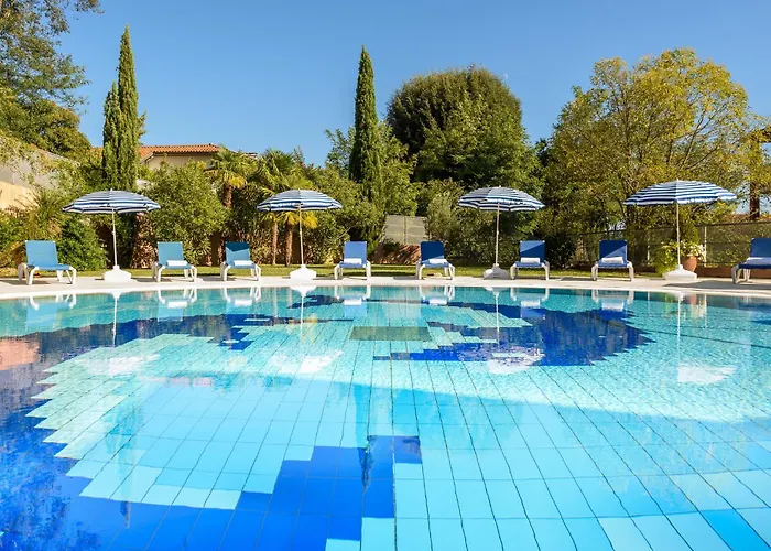 Ośrodek wypoczynkowy Les Terrasses De Borda*** 4*